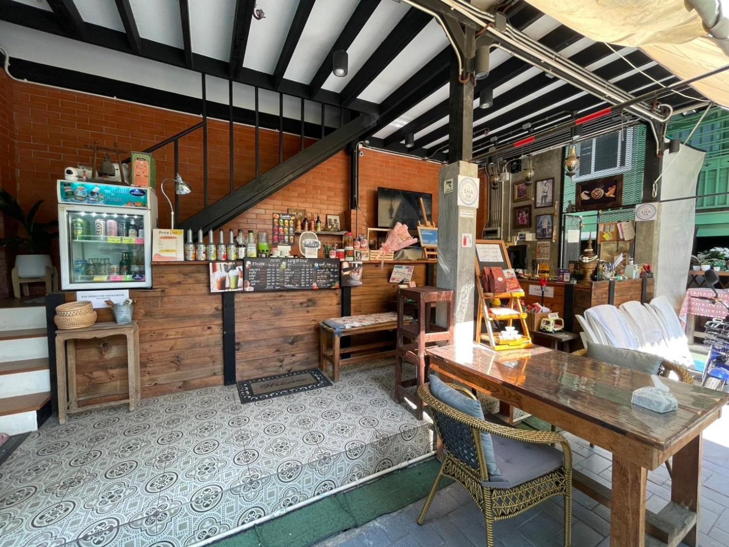 Green Teak House Банкок Екстериор снимка
